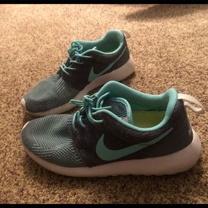 Custom Roshe nike tennis shoes